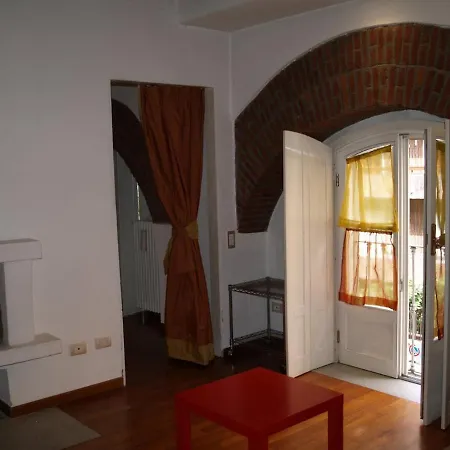 Bilocale A Porta Venezia * Μιλάνο